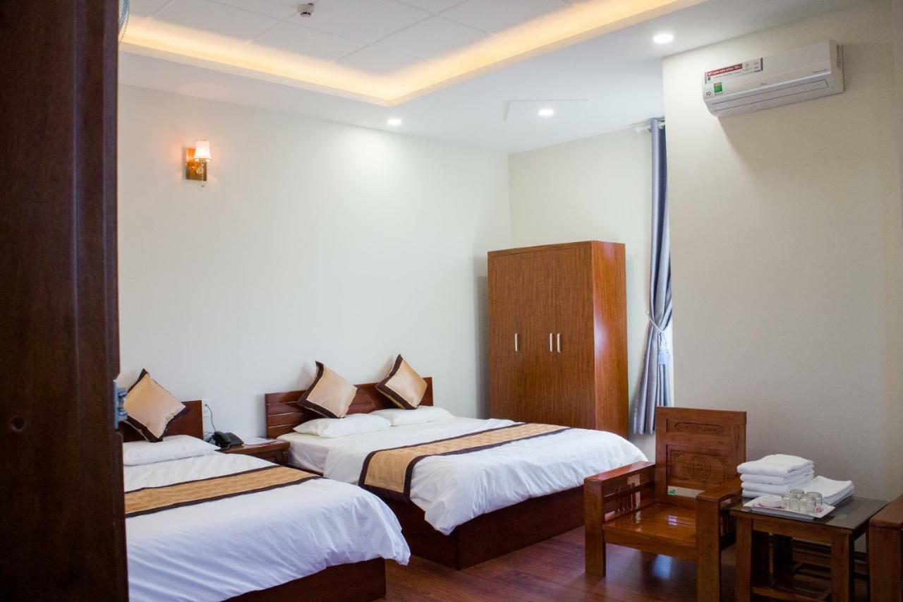 Hotel Nguyên Phước Plây Ku Exterior foto